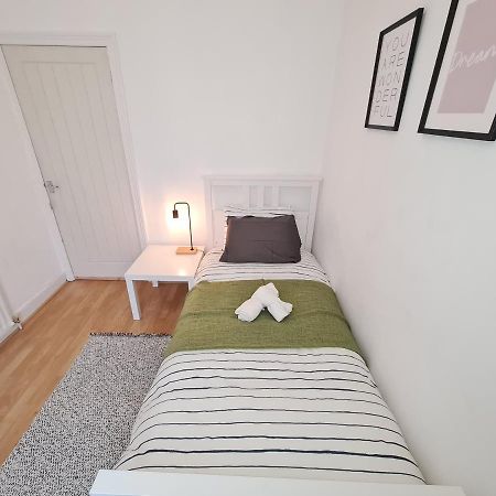 Apartamento Large 3 Bed Flat, Free Parking Newcastle upon Tyne Exterior foto