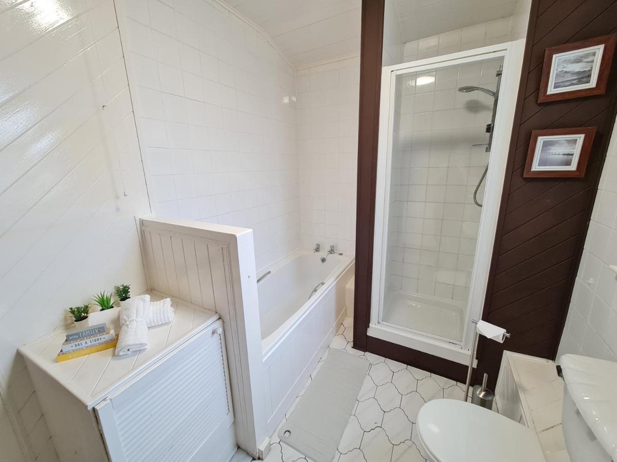 Apartamento Large 3 Bed Flat, Free Parking Newcastle upon Tyne Exterior foto